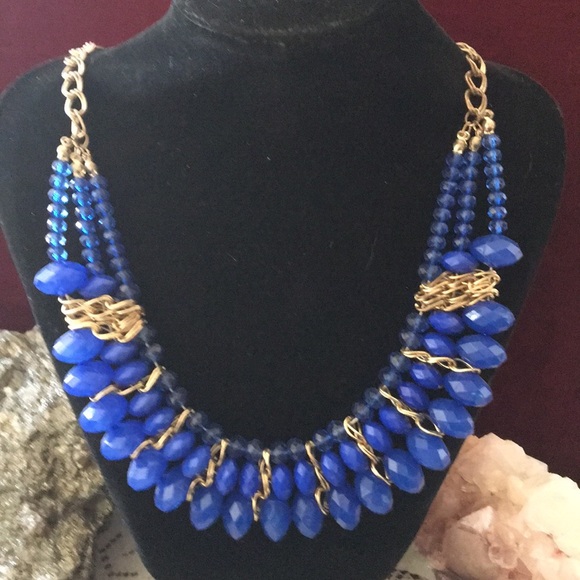 Gorgeous blue and gold necklace - Picture 5 of 5